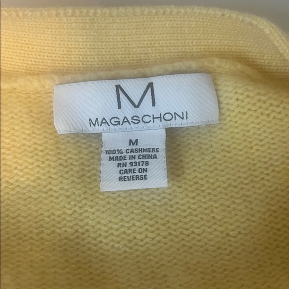 Magaschoni Cashmere Open Front Cardigan Butter Yellow Size Medium - Picture 6 of 7